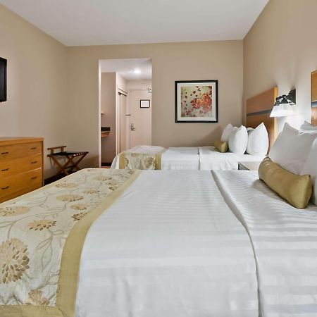 Best Western Plus Chateau Inn Sylvan Lake Esterno foto
