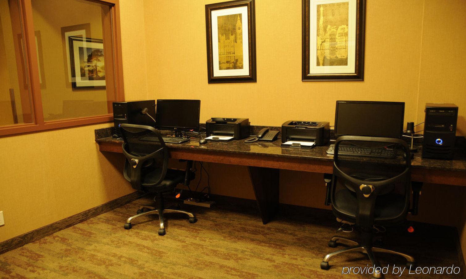 Best Western Plus Chateau Inn Sylvan Lake Esterno foto
